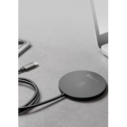 Klip Xtreme - Charging stand / battery charger - 15 Watt - 24 pin USB-C - Cellular phone / Wireless earbuds / Apple AirPods / Ap
