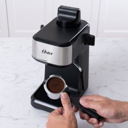 Cafetera Espresso Capuccino Oster BVSTEM3300