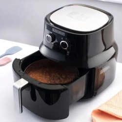 Black + Decker freidora de aire 4L negra HF4004B