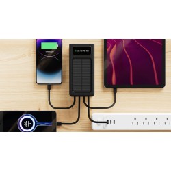 Xtech XPB-100 - Solar Power Bank - 24 pin USB-C / 4 pin USB Type A / 5 pin Micro-USB Type A - 24 pin USB-C / 4 pin USB Type A /